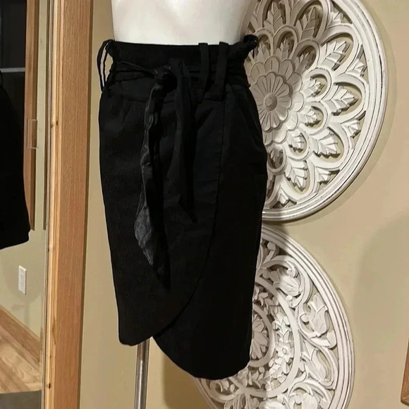 Patricia Luca  pencil skirt  with belt - Picture 2 of 9